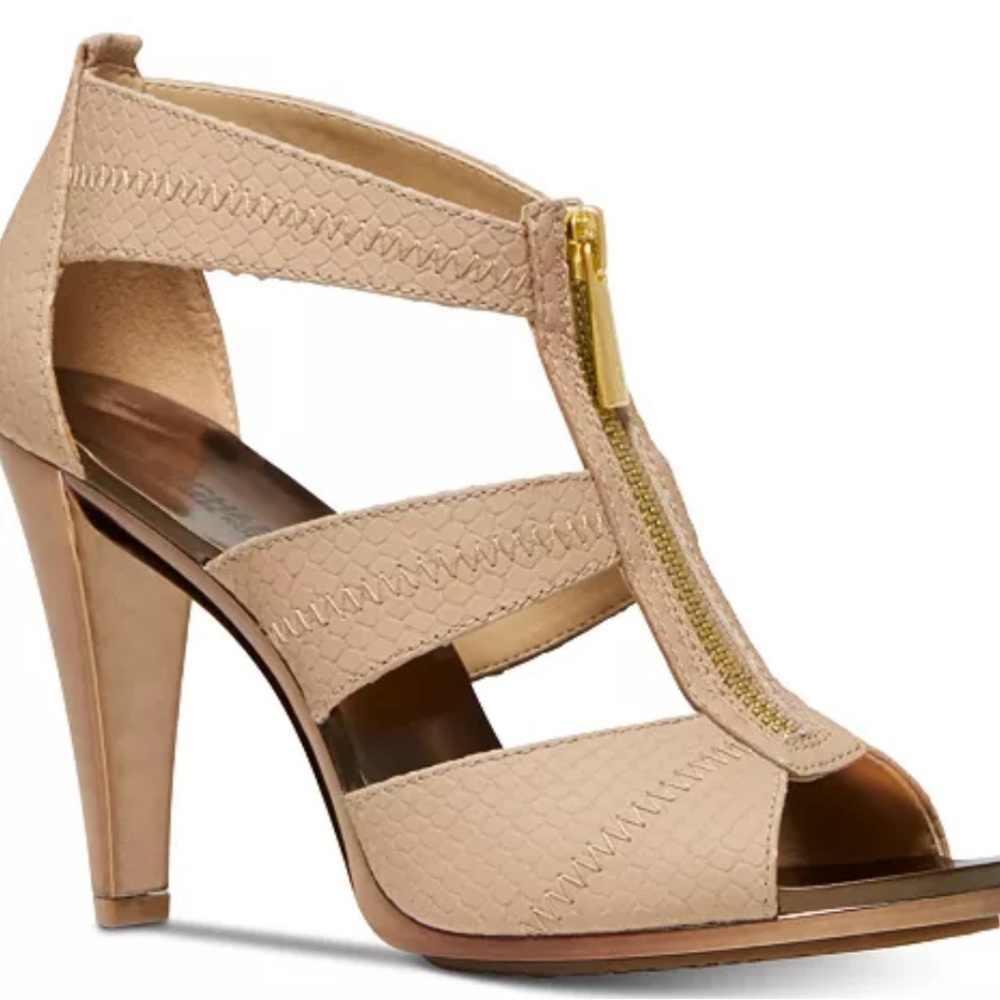 MICHAEL Michael Kors 
Berkley T- strap (Worn twice, no box)